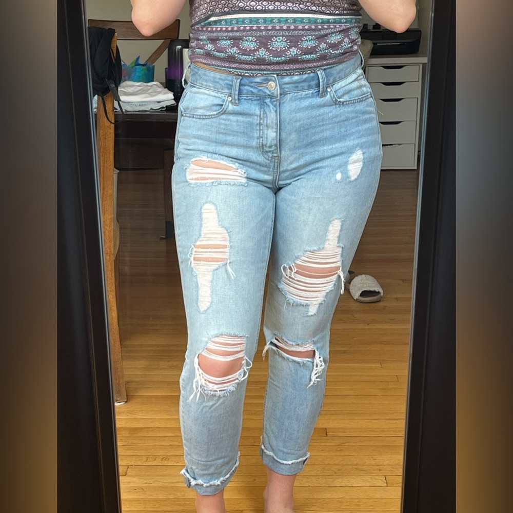 Mom/Boyfriend jeans from tilly’s